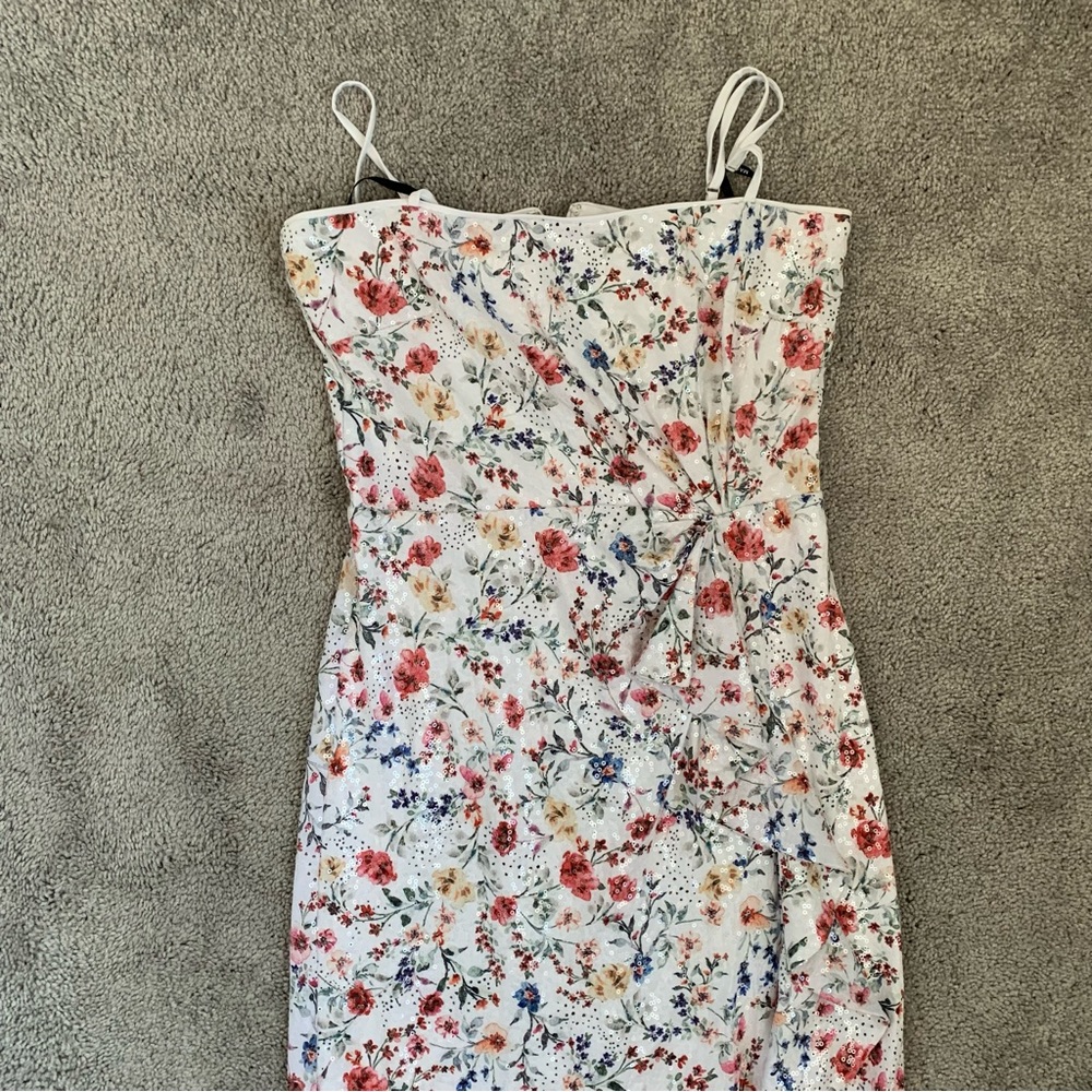 EUC MAJORELLE REVOLVE SEQUINED HAYDEN MIDI DRESS VINTAGE MULTI - Picture 4 of 4